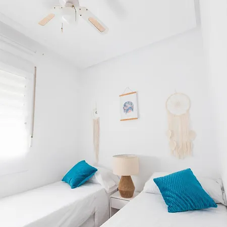 Apartment Bohemian With Pool 180m From